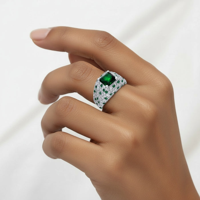 Helios Ring Emerald Silver